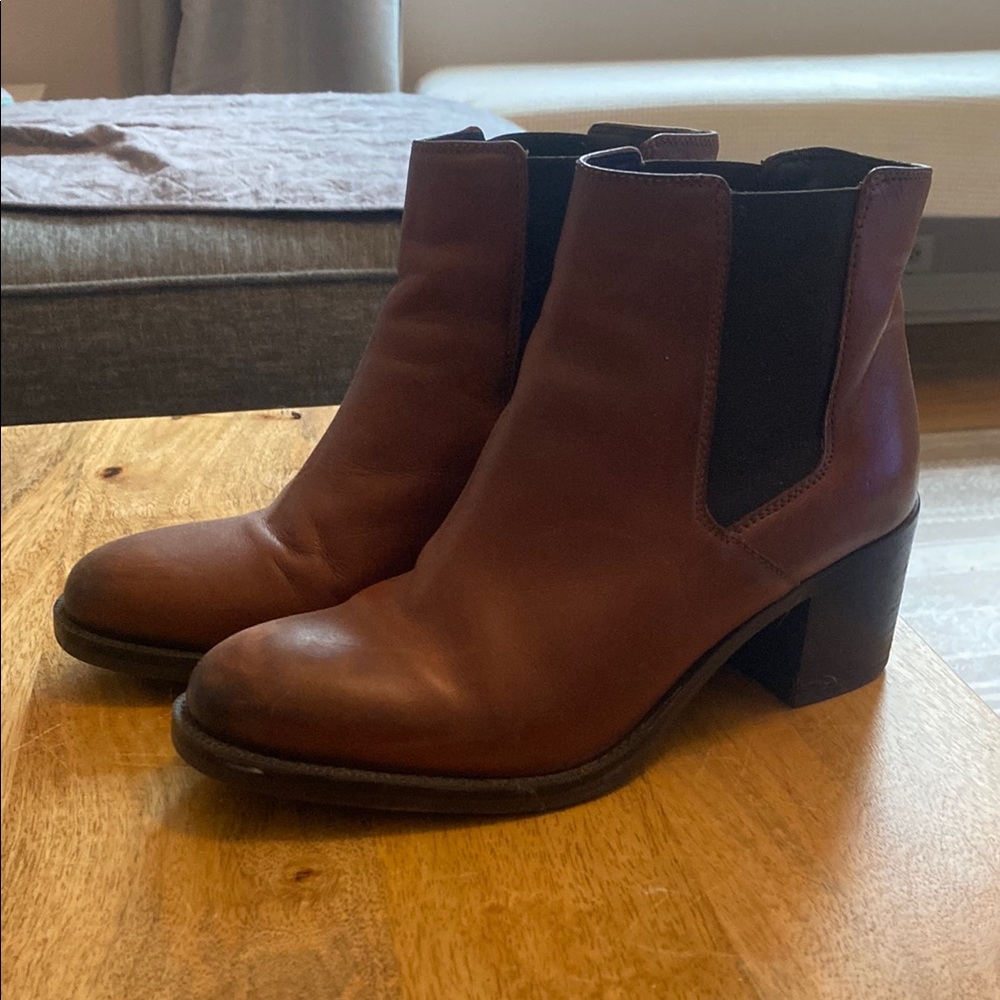 Clarks Mascarpone Bay Chestnut Leather Chelsea Ankle Boots